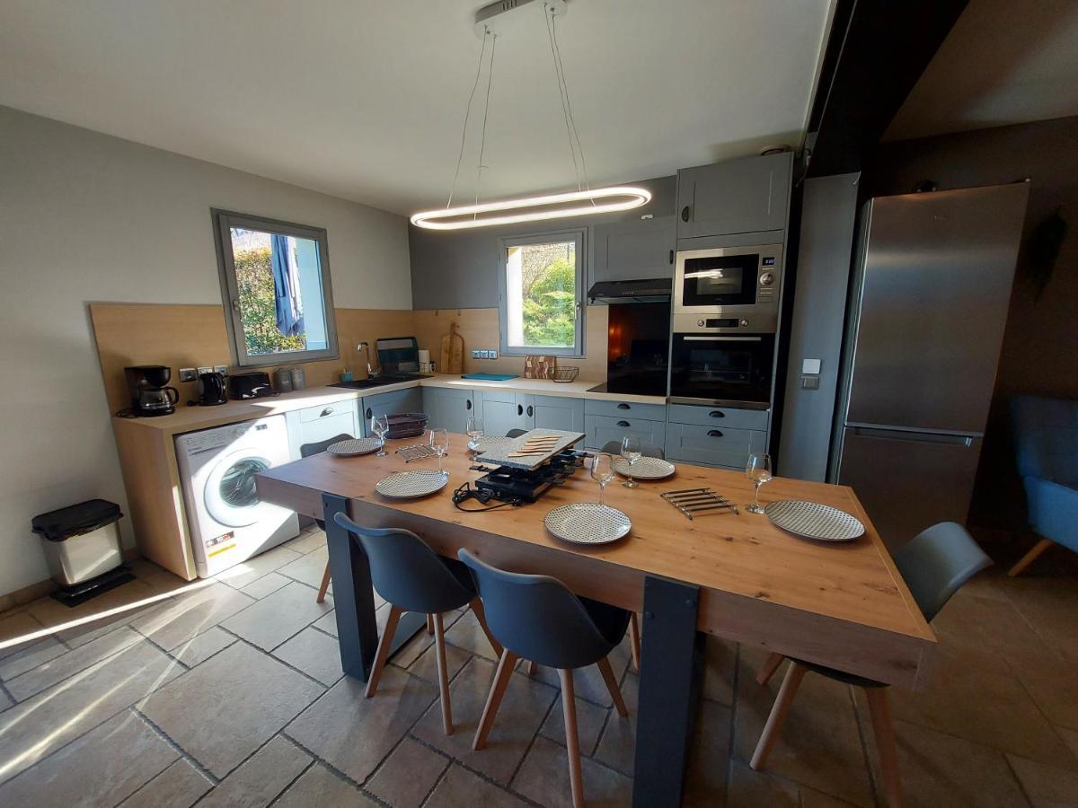 סנט-ז'וריו Entre Lac Et Montagne, Chaleureuse Maison 3 Pieces Avec Tres Belle Vue Lac D'Annecy. Terrasse, Jardin, Parking, Cheminee, Barbecue …. מראה חיצוני תמונה