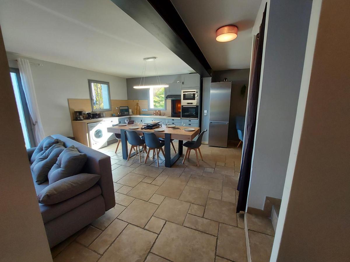 סנט-ז'וריו Entre Lac Et Montagne, Chaleureuse Maison 3 Pieces Avec Tres Belle Vue Lac D'Annecy. Terrasse, Jardin, Parking, Cheminee, Barbecue …. מראה חיצוני תמונה